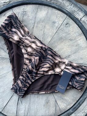Rachel Roy Brown and Black Tiger-Print Bikini Bottoms XL.  B10